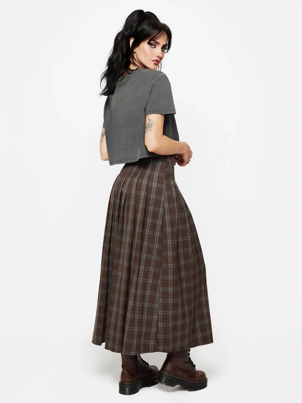 Disturbia brown grey